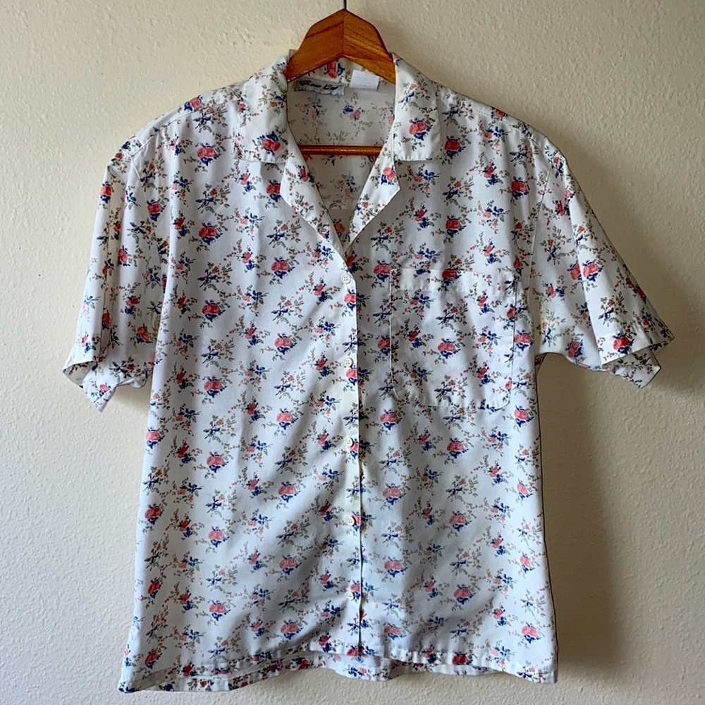 Vintage Micro Floral Button Up Shirt •M•
